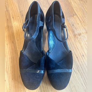 Womens Dansko Closed Toe Wedge Heel